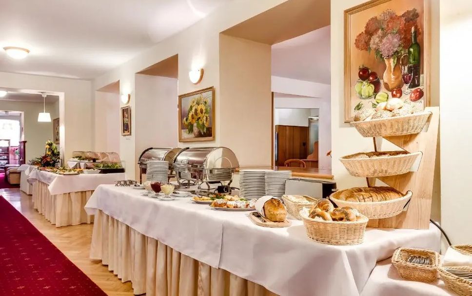 Buffet Gambar