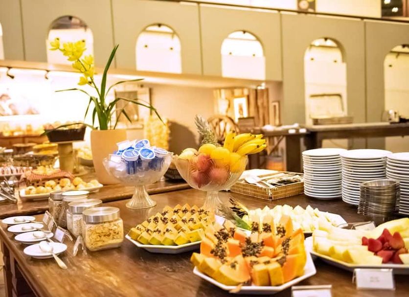 Buffet Gambar