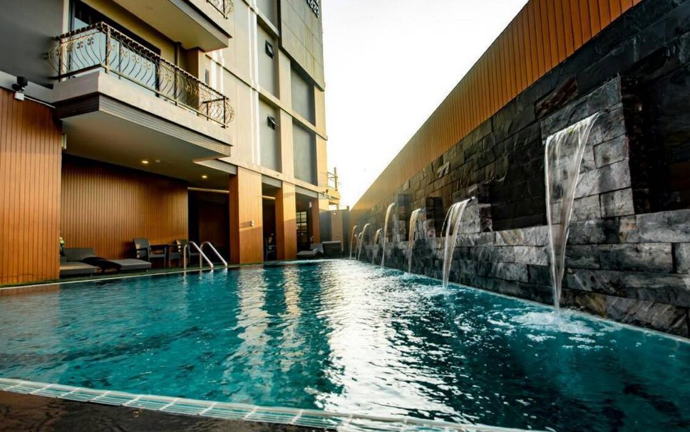 Kolam renang Gambar