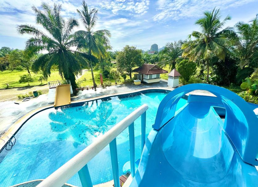 Kolam renang Gambar
