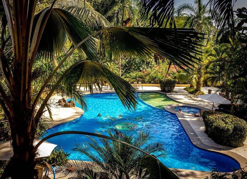 Kolam renang Gambar