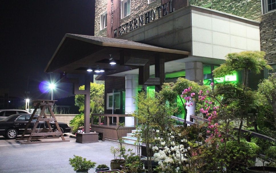 Bangunan Gambar