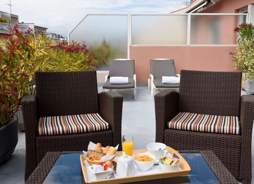 Patio Gambar
