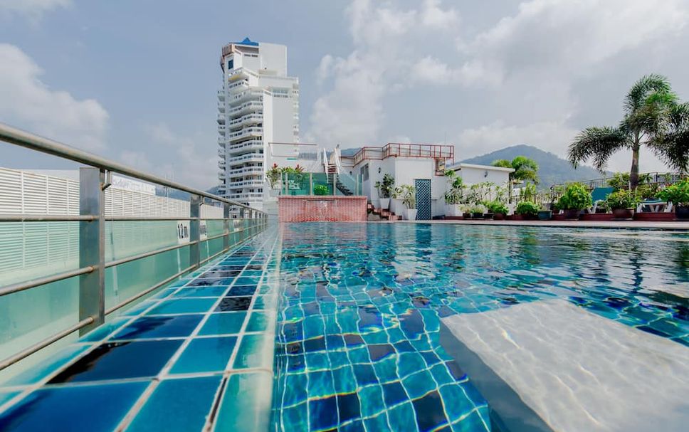 Kolam renang Gambar