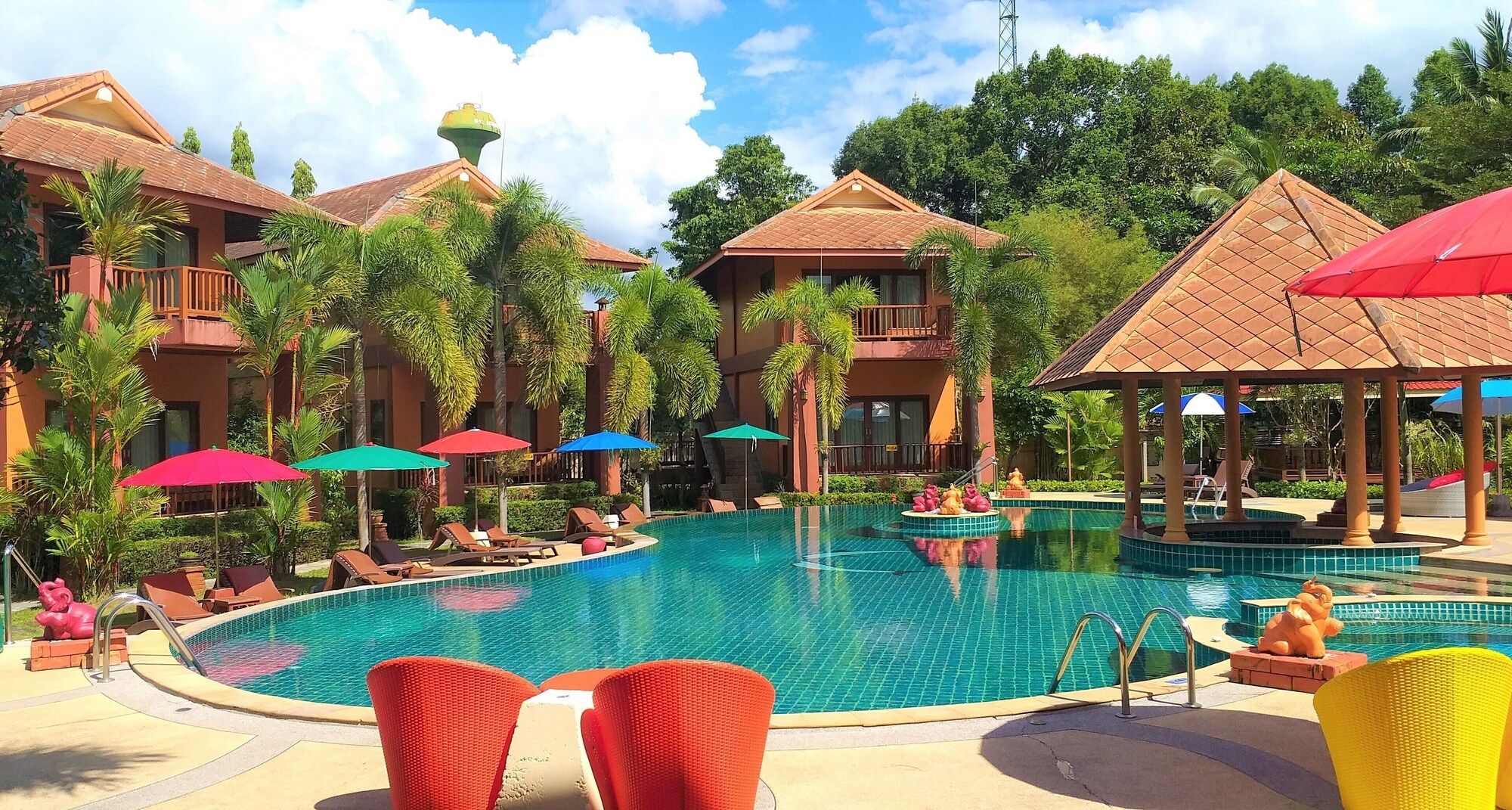 Kolam renang Gambar
