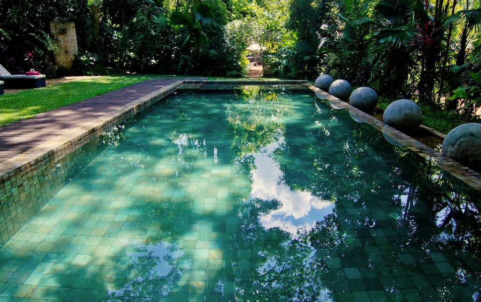 Kolam renang Gambar