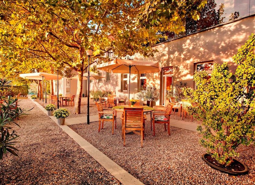 Patio Gambar