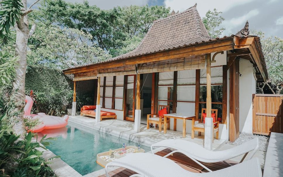 Kolam renang Gambar