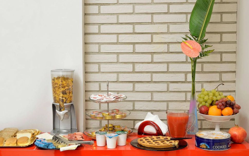 Buffet Gambar