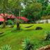 Pemandangan luar