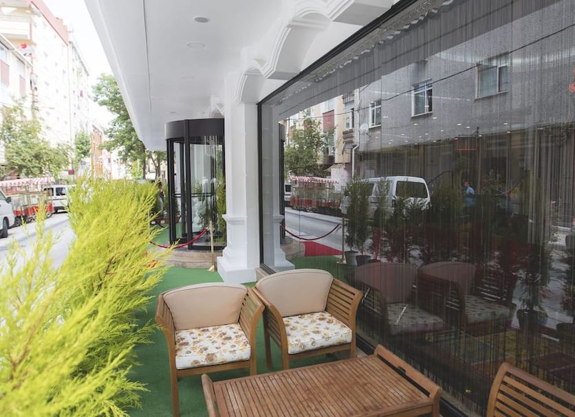 Patio Gambar