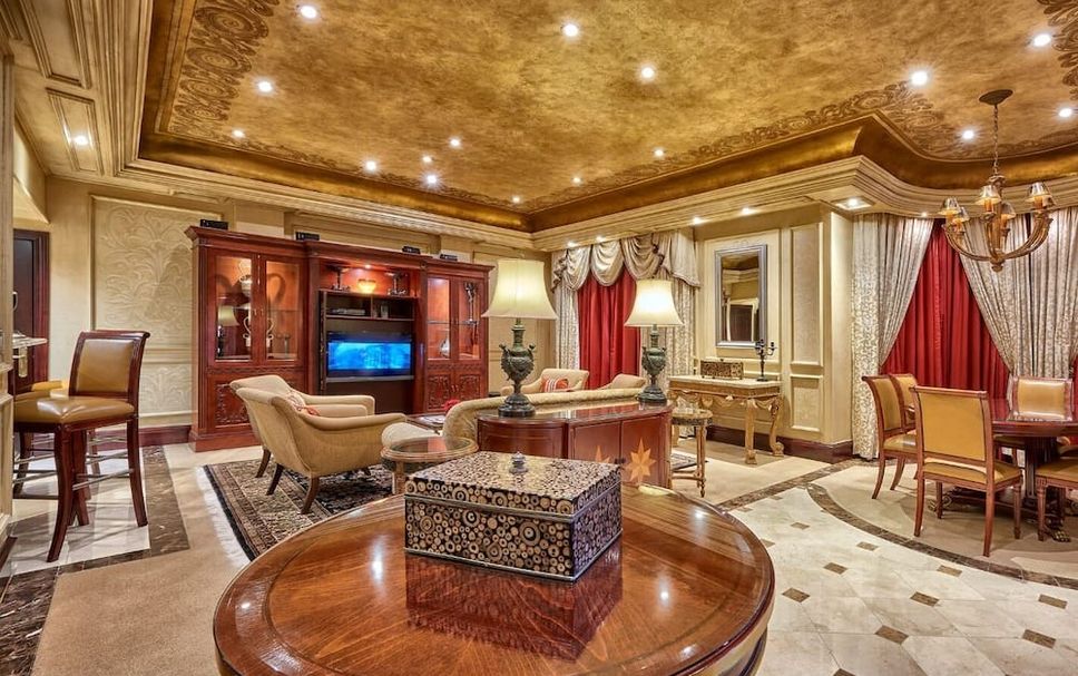 Balai Menunggu Gambar