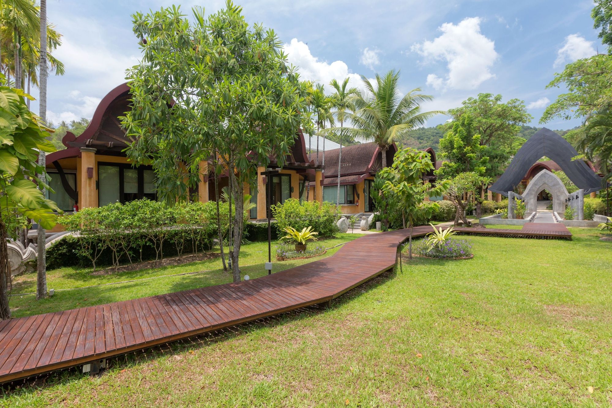 Pemandangan luar