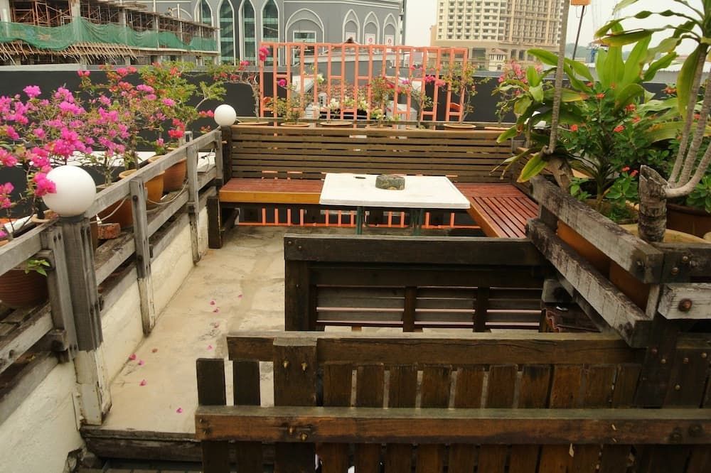 Balkoni Gambar