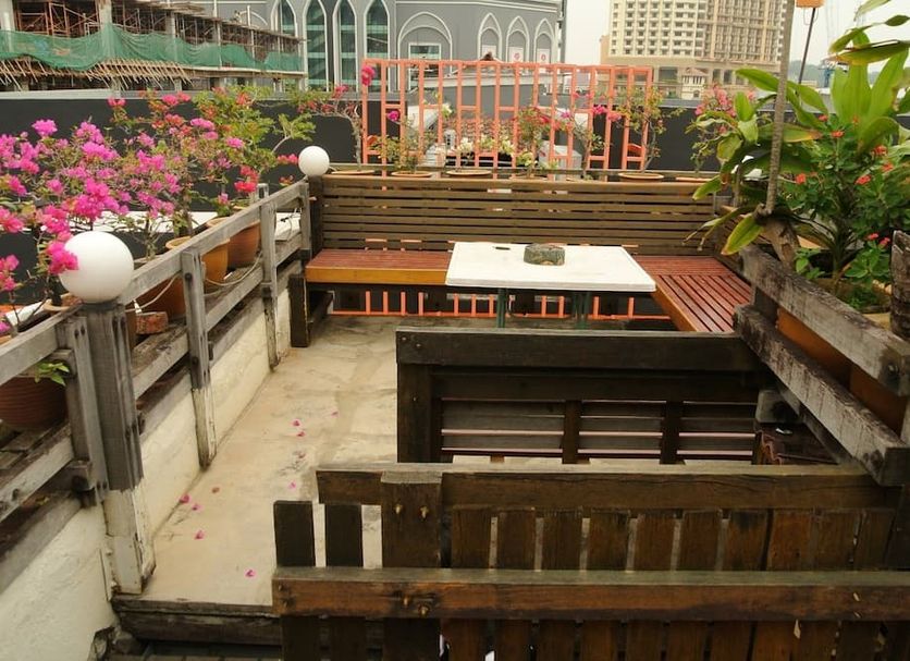 Balkoni Gambar