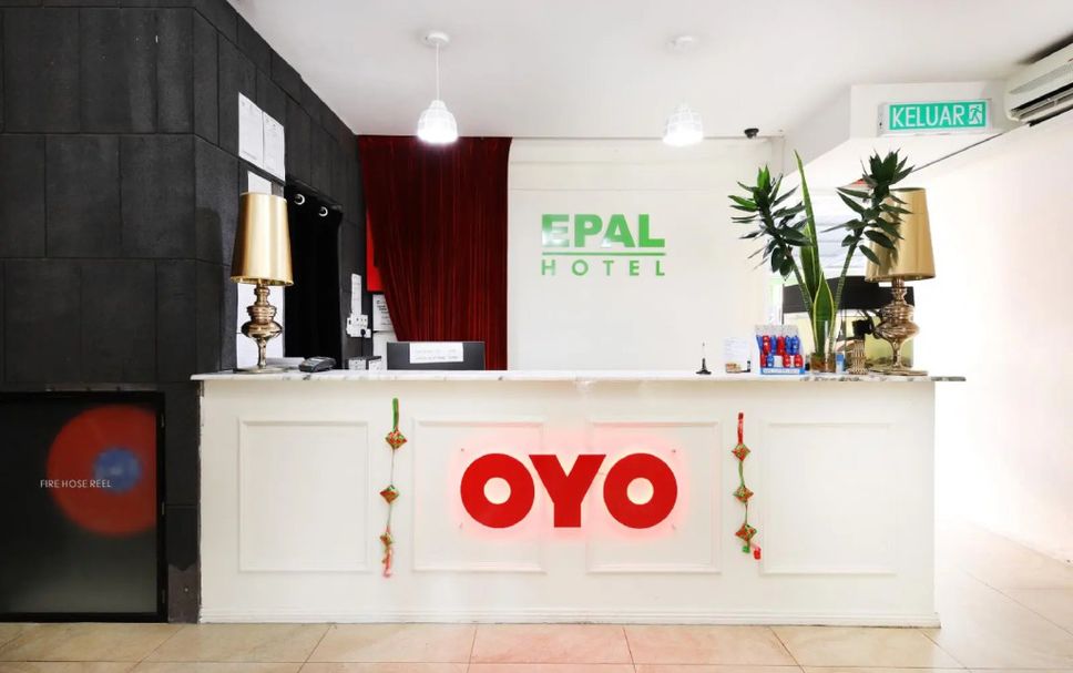 Meja Penyambut Tetamu Gambar