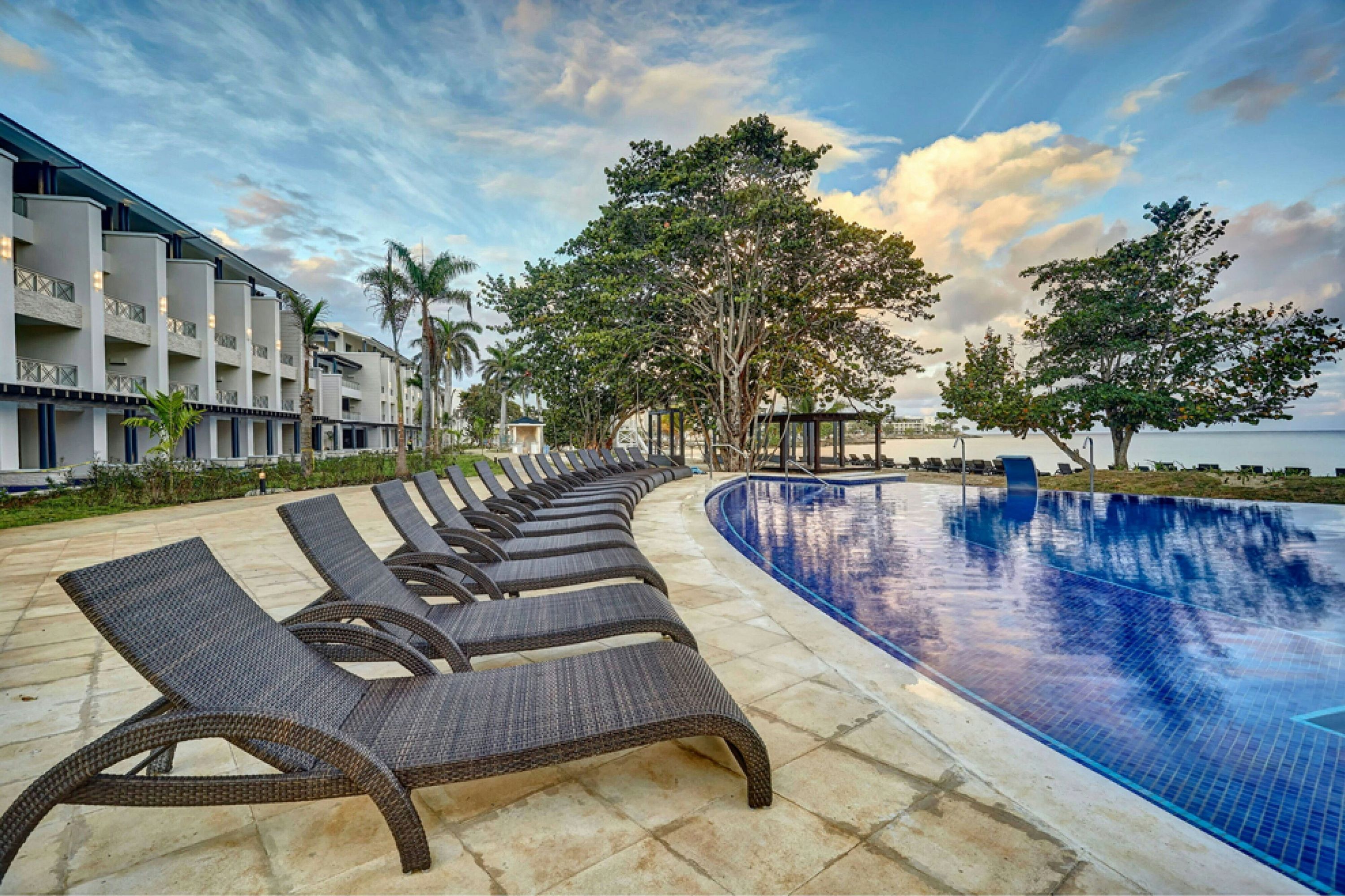 Kolam renang Gambar