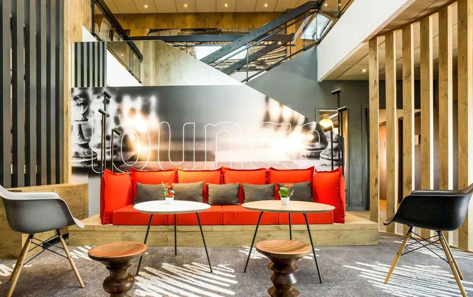 Balai Menunggu Gambar