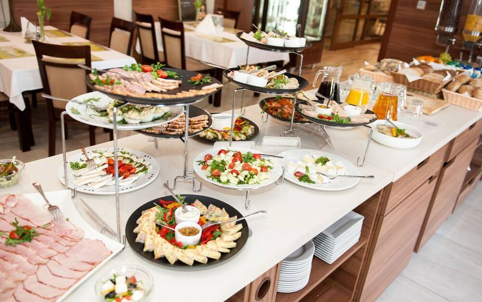 Buffet Gambar