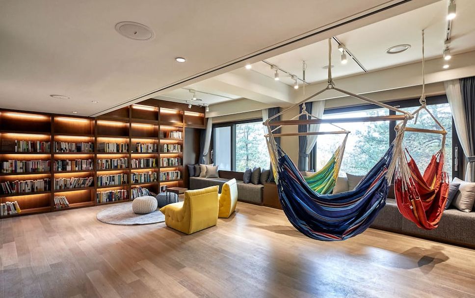 Balai Menunggu Gambar