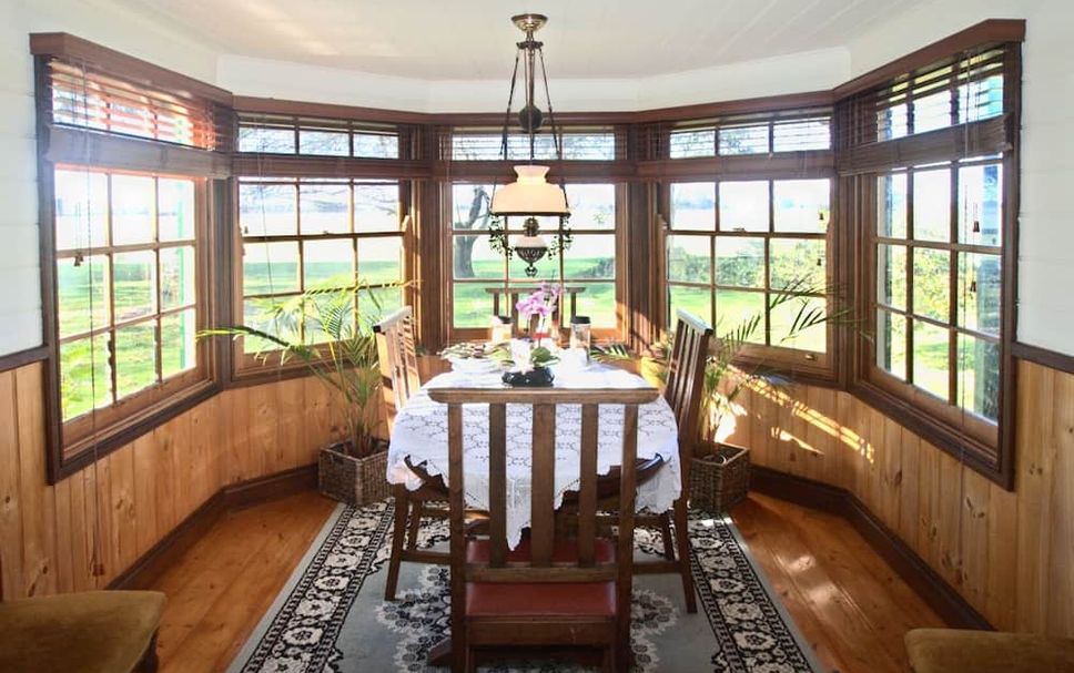 Ruang Makan Gambar
