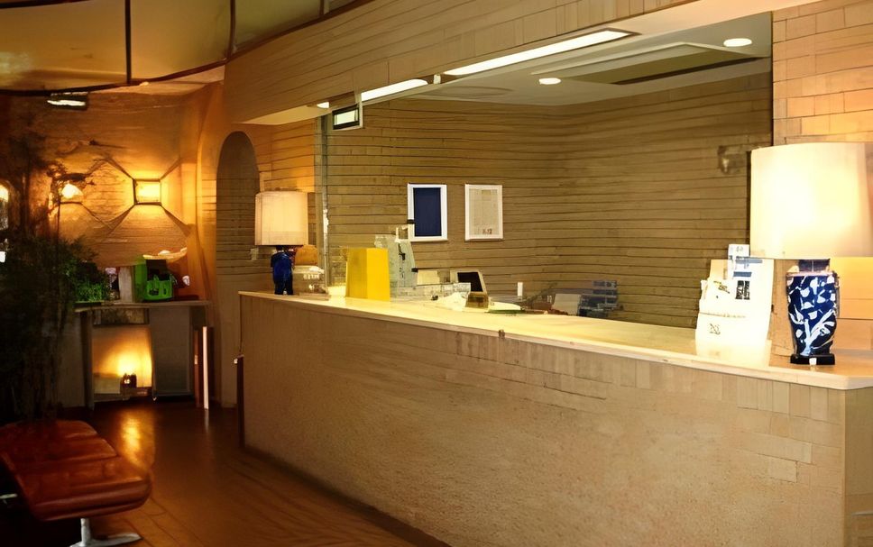 Meja Penyambut Tetamu Gambar