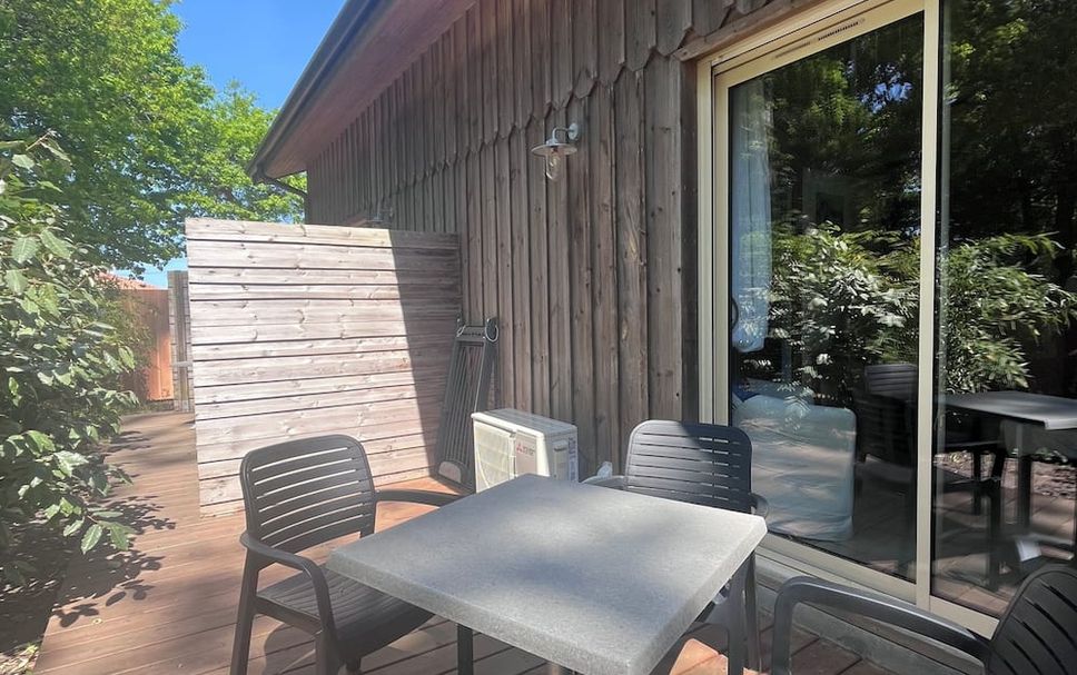 Patio Gambar
