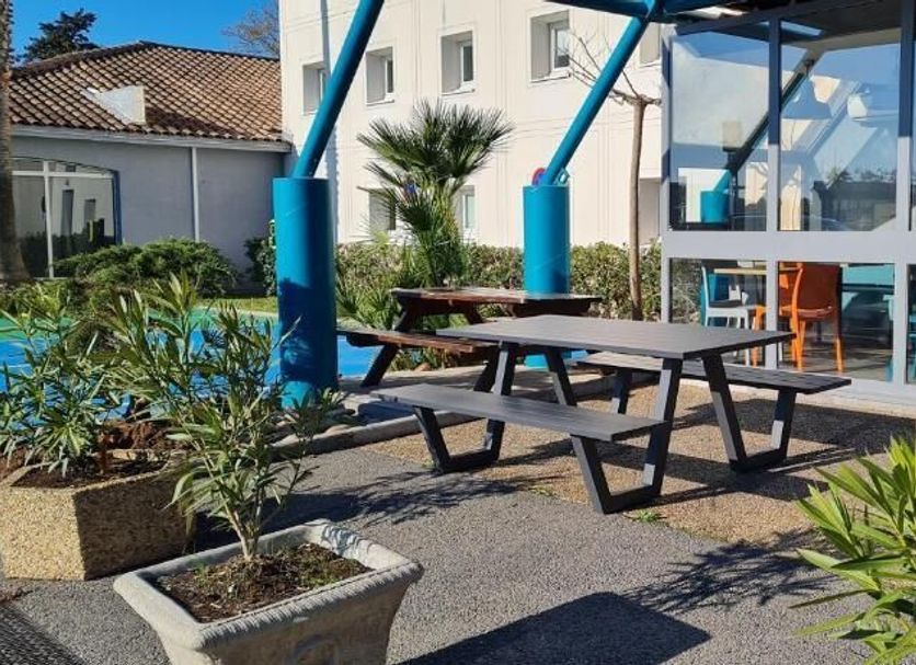 Patio Gambar