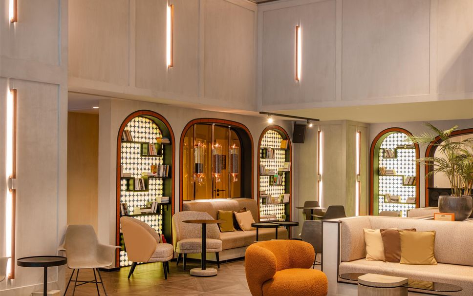 Balai Menunggu Gambar