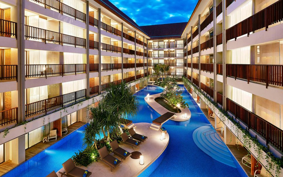 Kolam renang Gambar