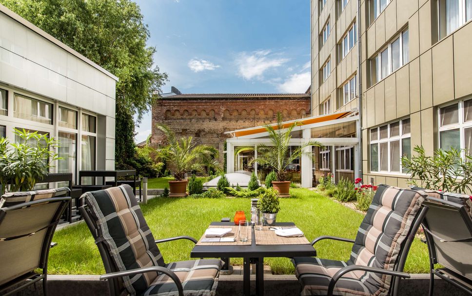 Patio Gambar