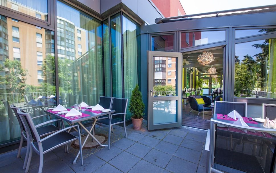 Patio Gambar