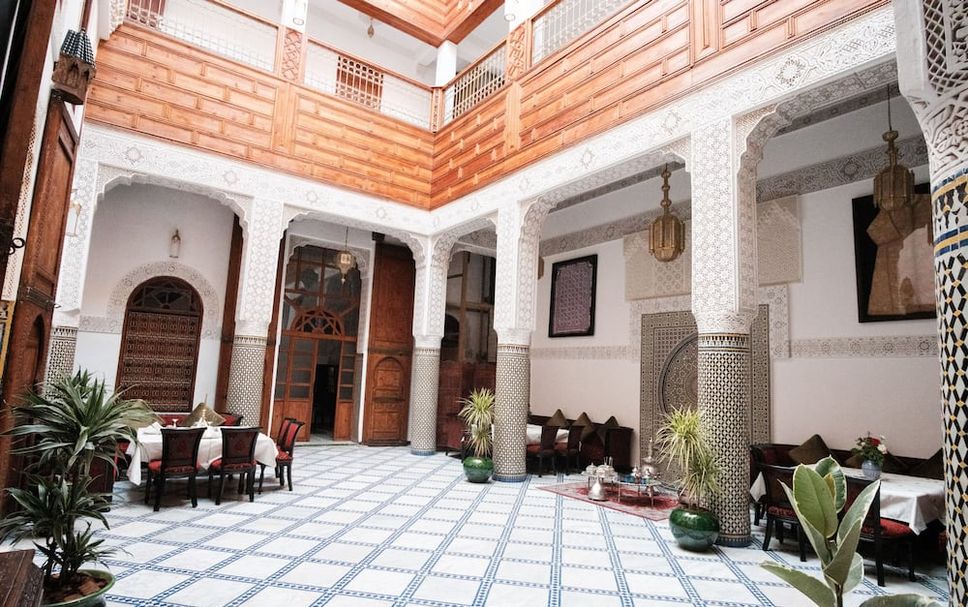 Patio Gambar