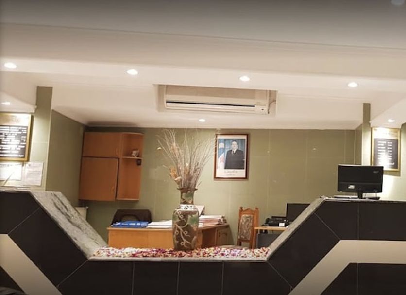 Meja Penyambut Tetamu Gambar
