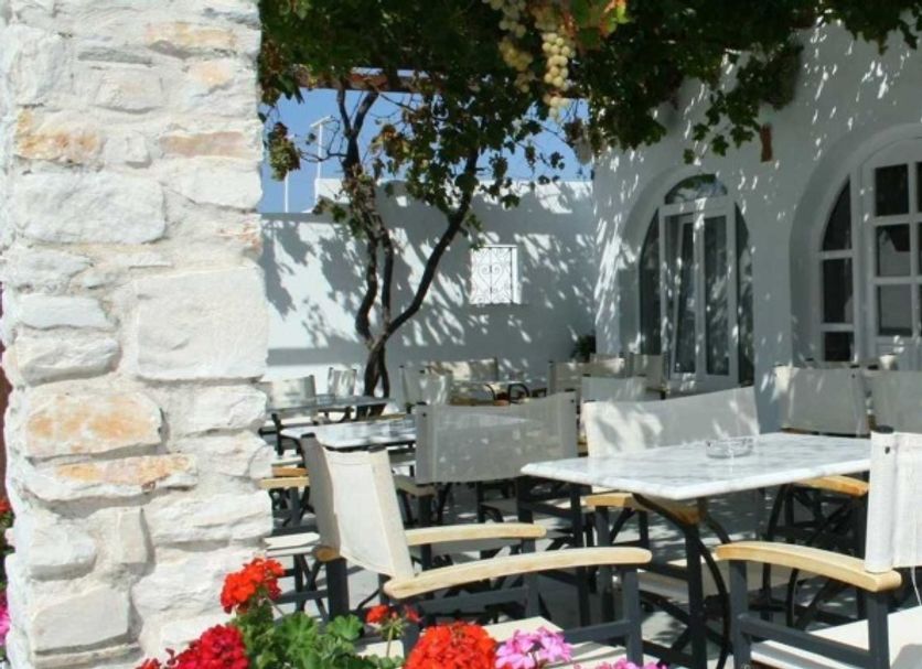 Patio Gambar