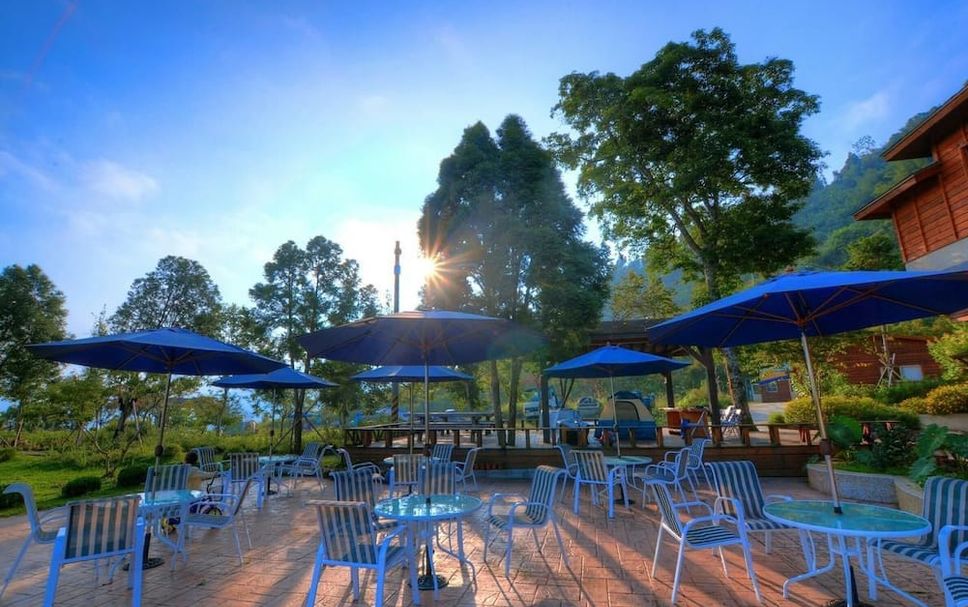 Patio Gambar