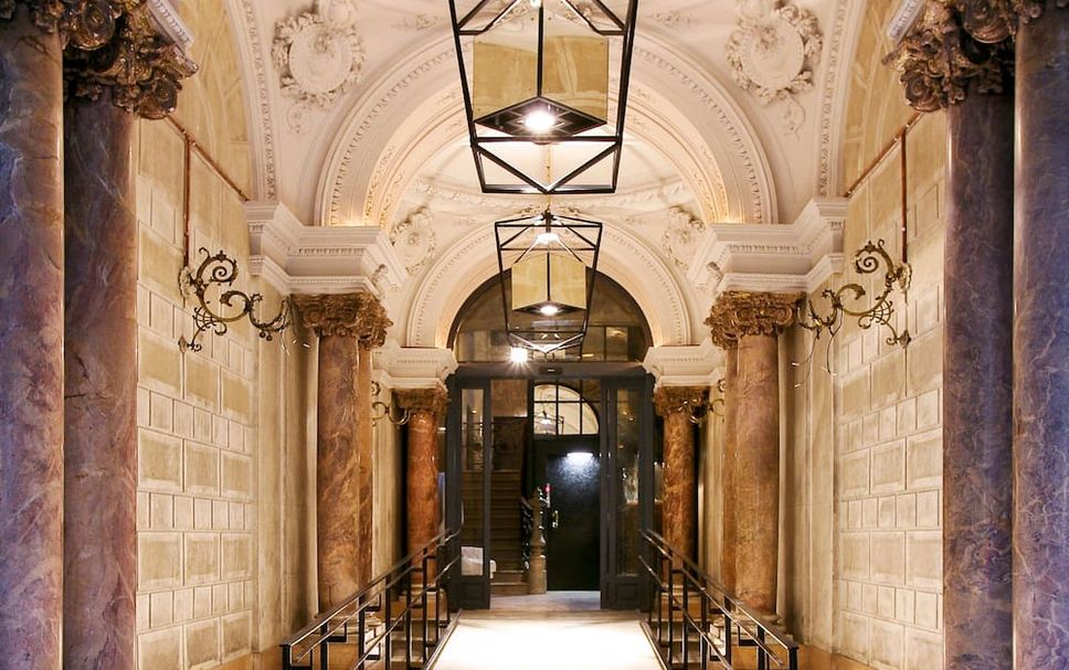 hallway Gambar