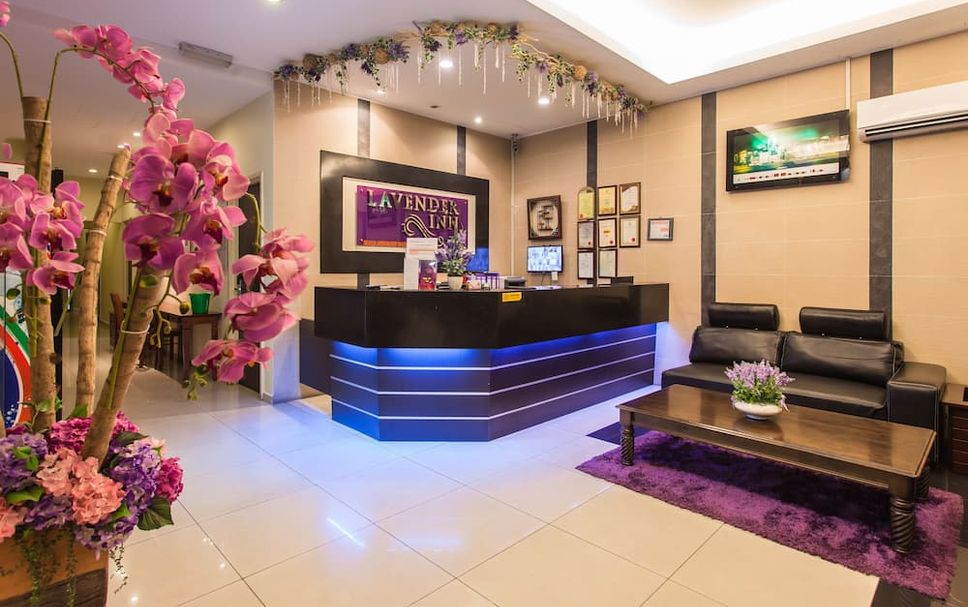 Meja Penyambut Tetamu Gambar