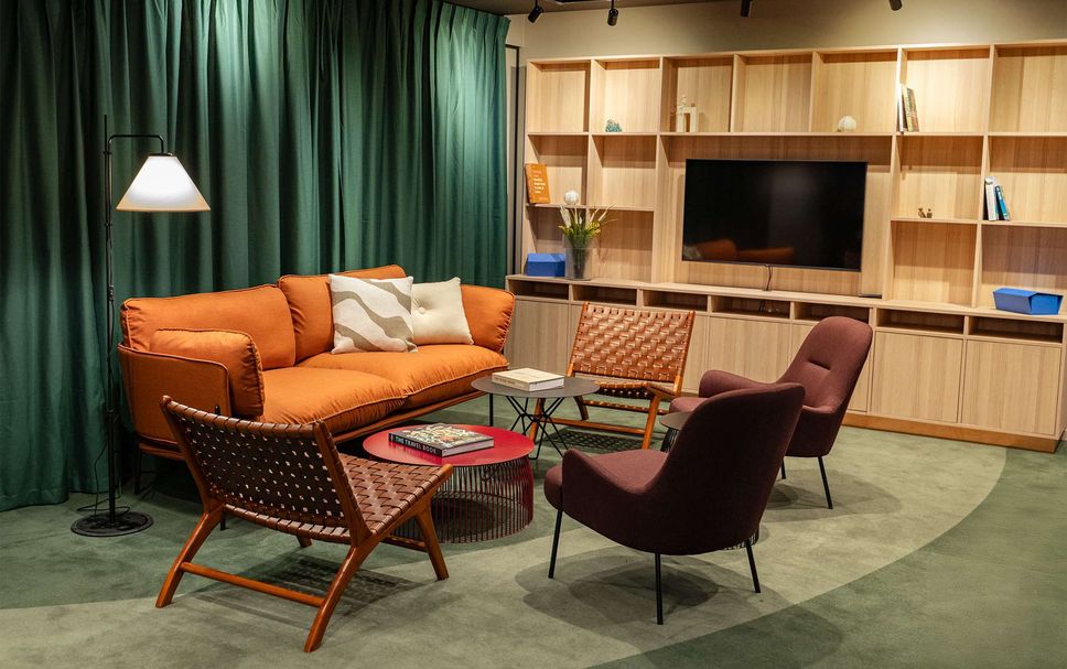 Balai Menunggu Gambar