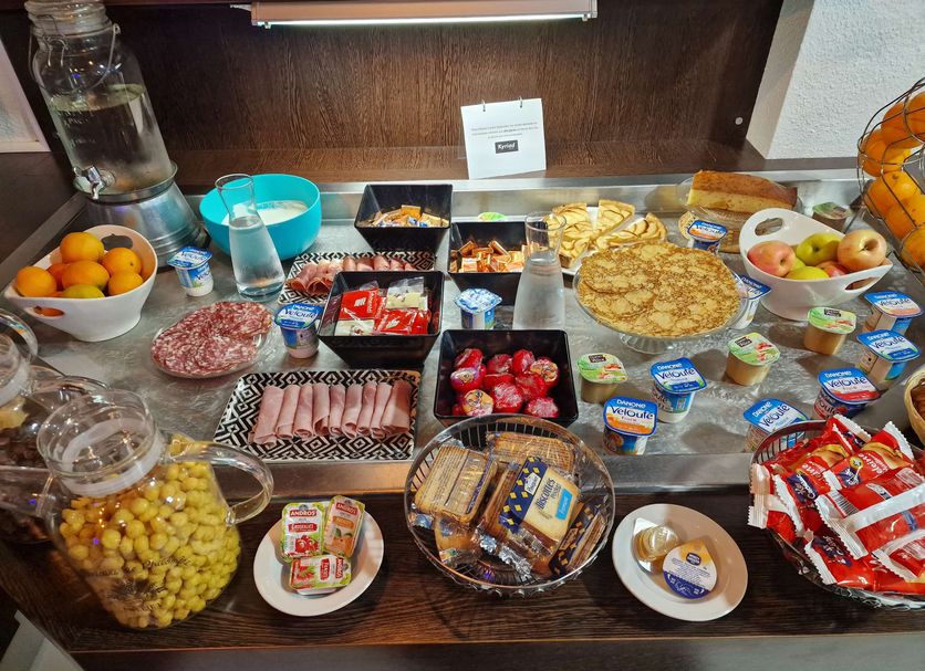 Buffet Gambar