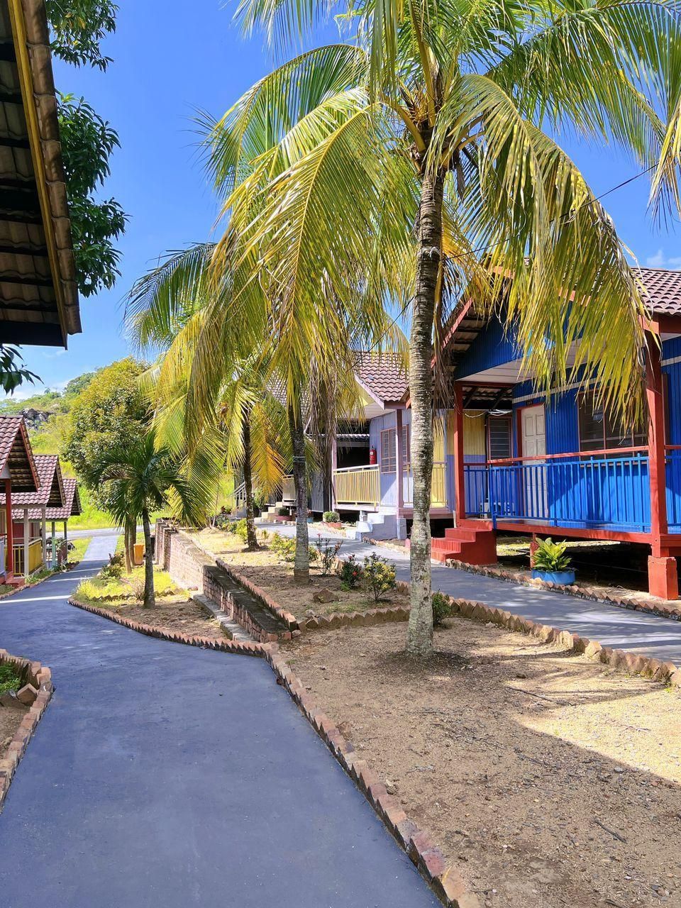 Pemandangan luar