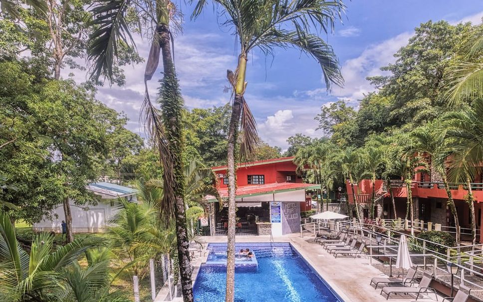 Kolam renang Gambar