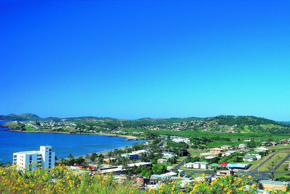 Pemandangan luar