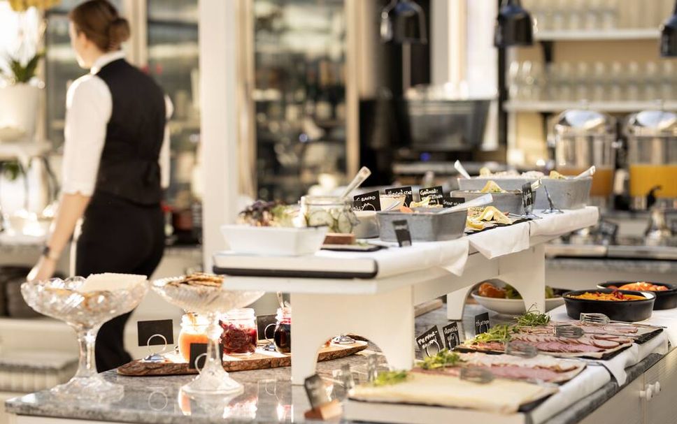 Buffet Gambar