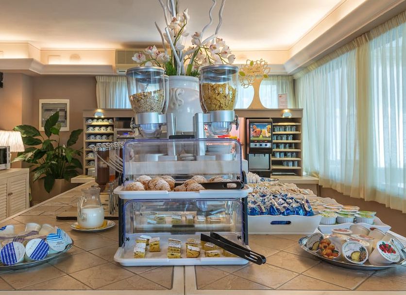 Buffet Gambar