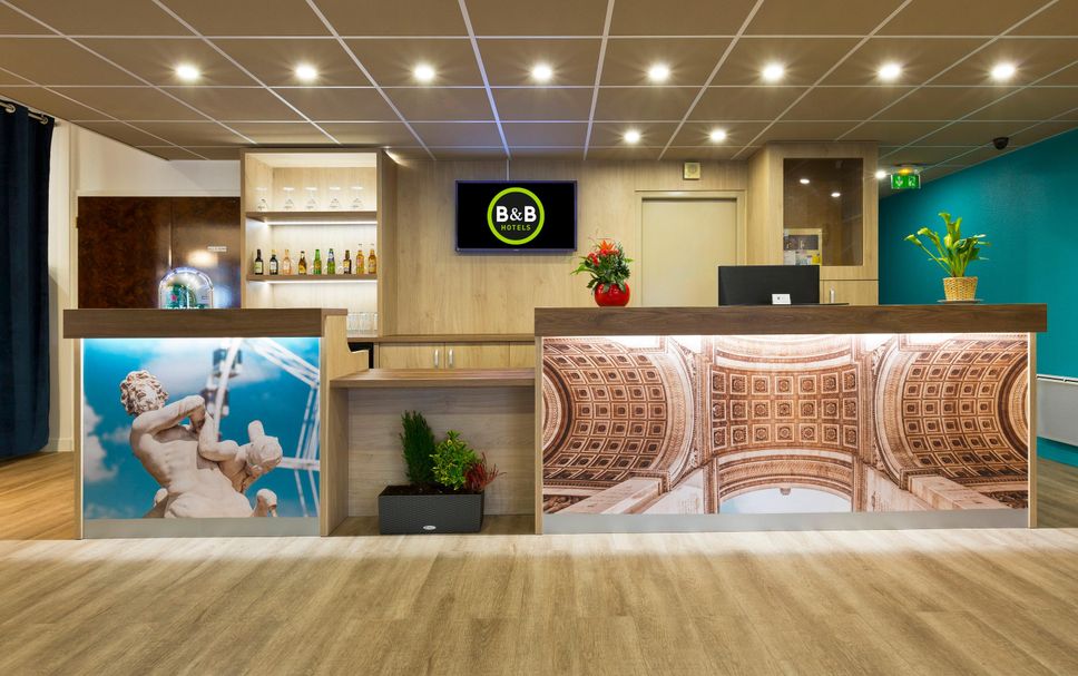 Meja Penyambut Tetamu Gambar