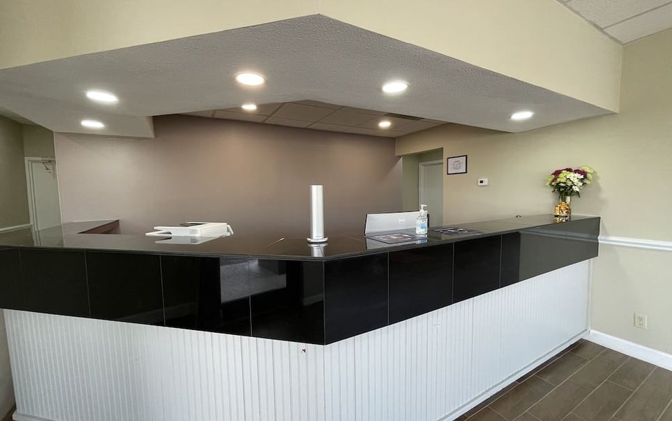 Meja Penyambut Tetamu Gambar