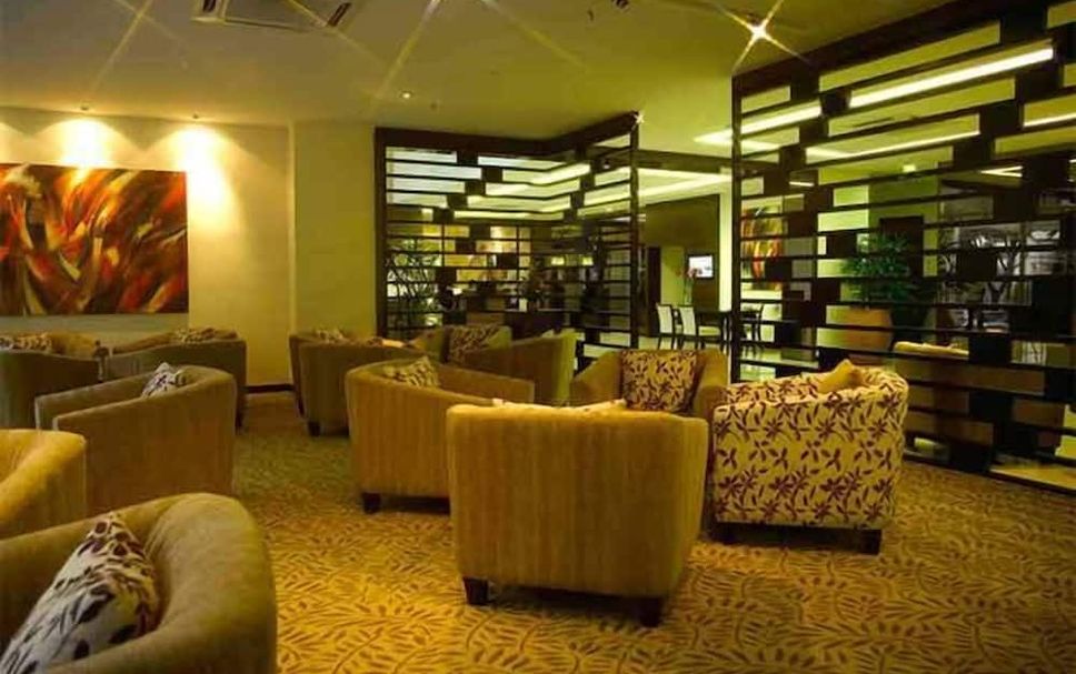 Balai Menunggu Gambar