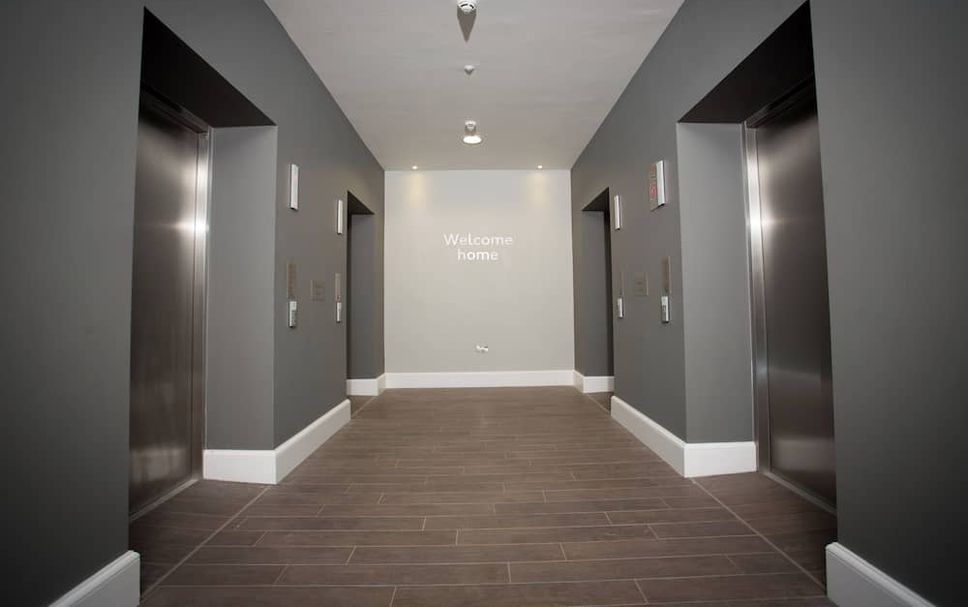 hallway Gambar