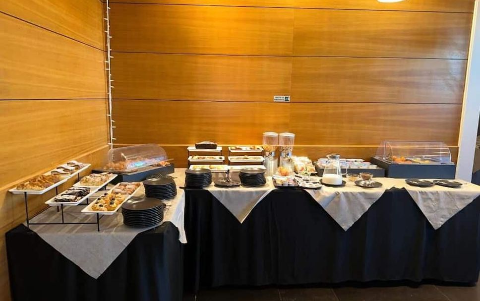 Buffet Gambar
